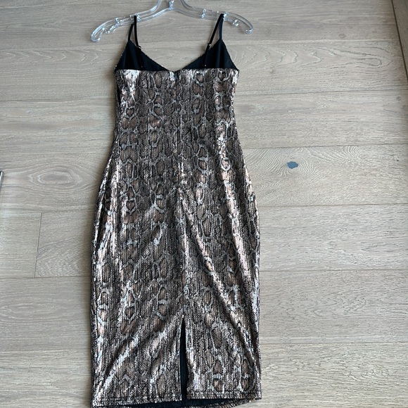 Bebe metallic sequin snakeskin dress - Picture 5 of 6